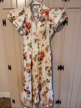 Tuckernuck dress like new